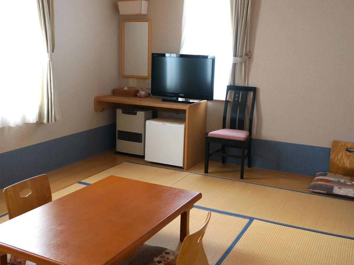 Petit Hotel Blaneneige Naka-furano Luaran gambar