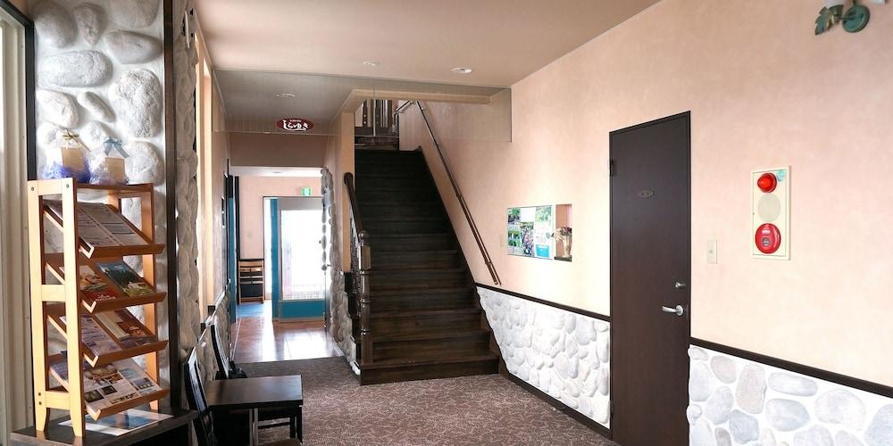 Petit Hotel Blaneneige Naka-furano Luaran gambar