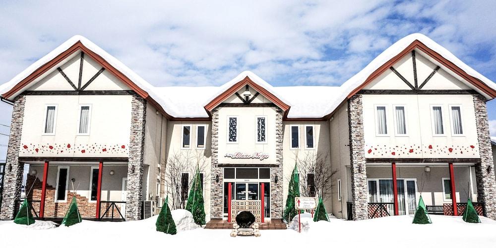 Petit Hotel Blaneneige Naka-furano Luaran gambar